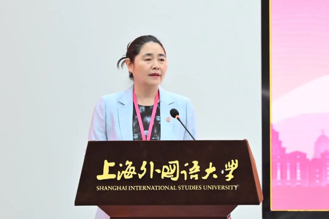 金慧副校长致欢迎词